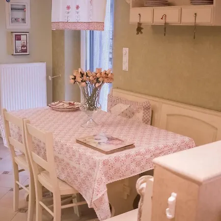 Luxury Family Meteora Villa