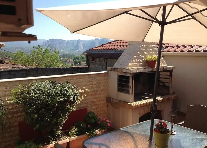 Luxury Family Meteora Villa *